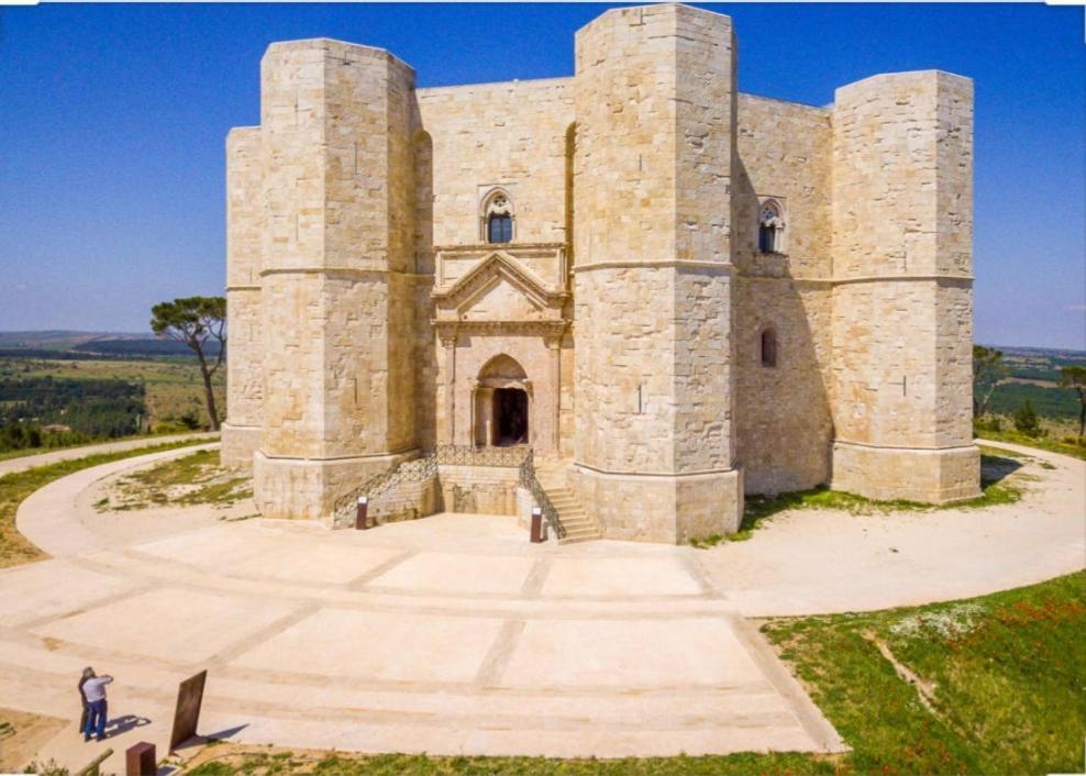 La Stradina Bed & Breakfast Trani Bagian luar foto